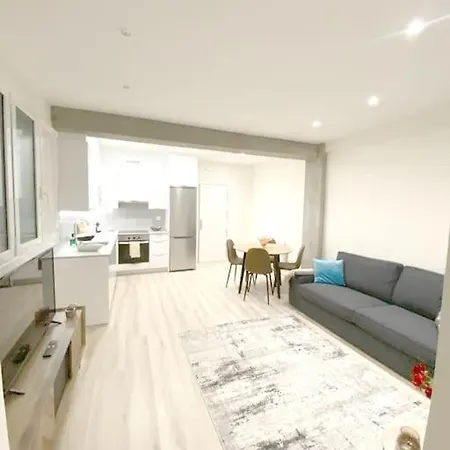 Albaola Aparment