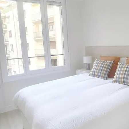 公寓 Albaola Aparment