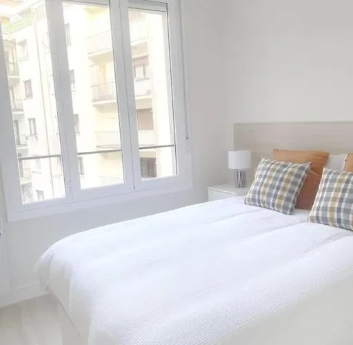 아파트 Albaola Aparment